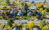 Houses in Neighborhood Overview